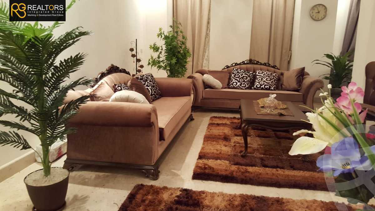 https://aqarmap.com.eg/en/listing/6035867-for-sale-cairo-el-sheikh-zayed-city-compounds-greens