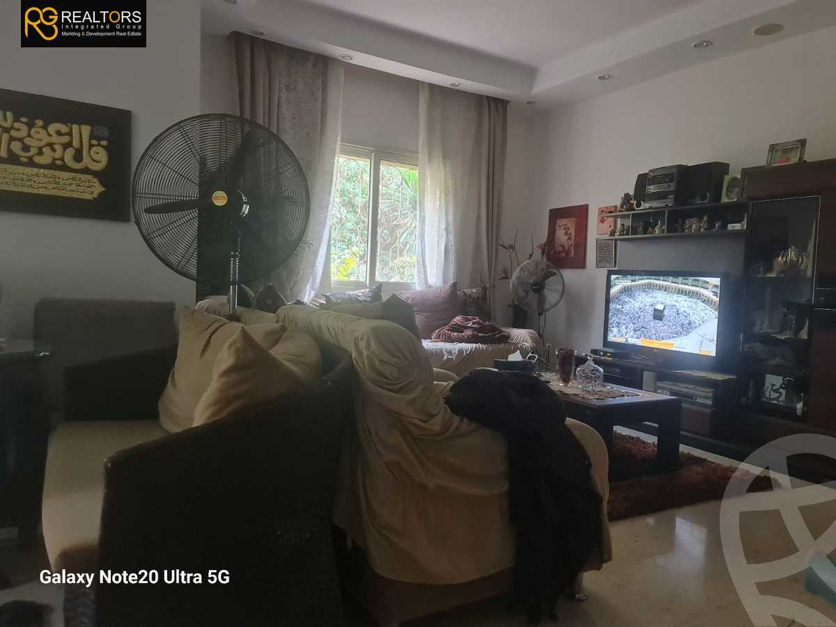 https://aqarmap.com.eg/en/listing/6035867-for-sale-cairo-el-sheikh-zayed-city-compounds-greens