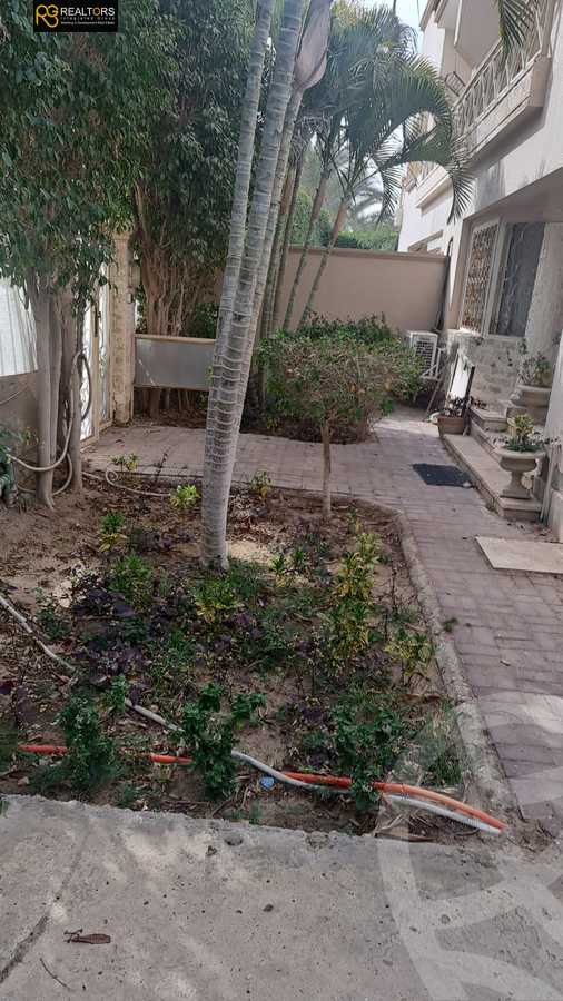 https://aqarmap.com.eg/en/listing/6035867-for-sale-cairo-el-sheikh-zayed-city-compounds-greens