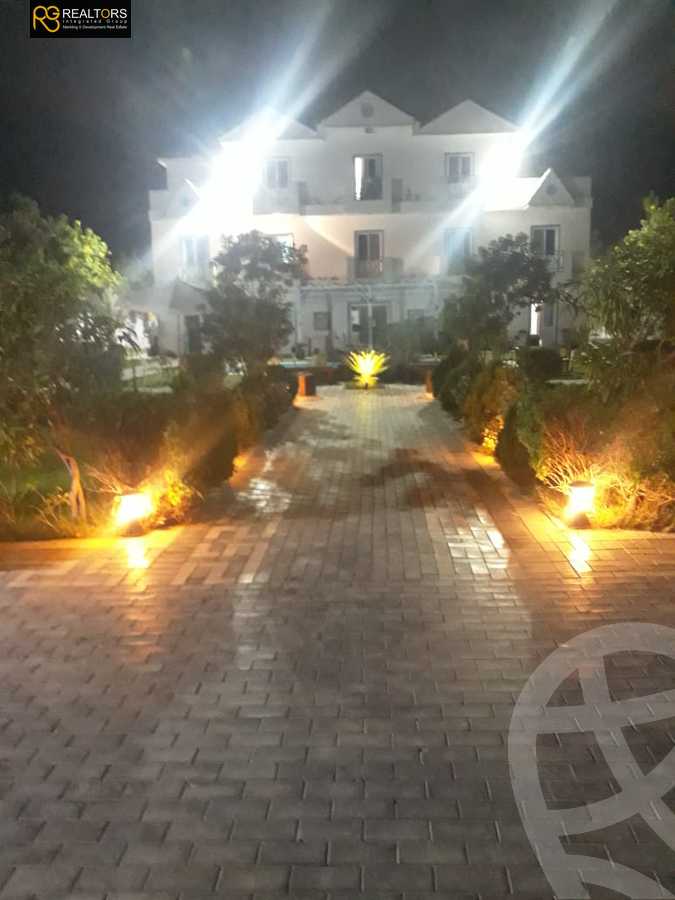 https://aqarmap.com.eg/ar/listing/6035897-for-sale-cairo-el-sheikh-zayed-city-lshykh-zyd-ljdyd-el-reef-el-oroby