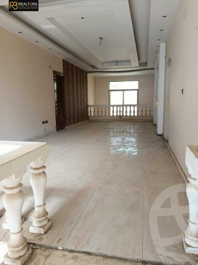 https://aqarmap.com.eg/en/listing/6036426-for-sale-cairo-el-sheikh-zayed-city-compounds-el-yasmeen-compound