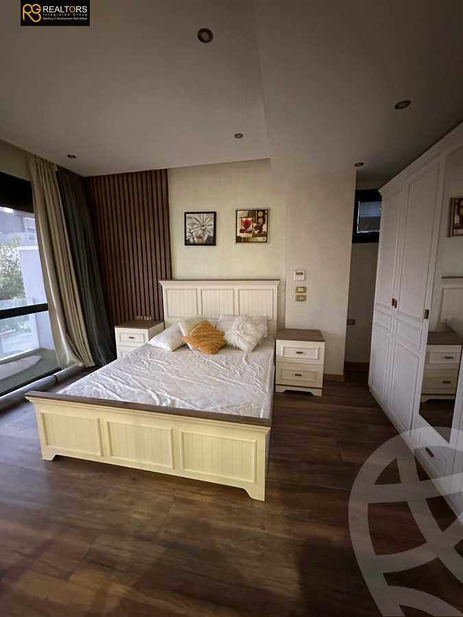 https://aqarmap.com.eg/en/listing/6039153-for-sale-cairo-el-sheikh-zayed-city-compounds-el-patio-zahraa