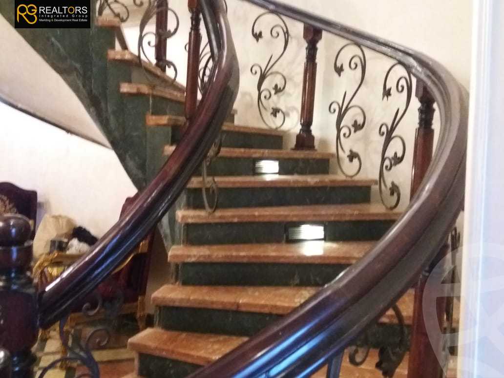 https://aqarmap.com.eg/en/listing/6039447-for-sale-cairo-el-sheikh-zayed-city-compounds-el-rabwa