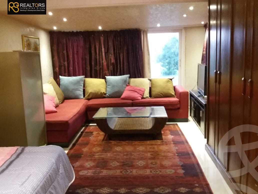 https://aqarmap.com.eg/en/listing/6039447-for-sale-cairo-el-sheikh-zayed-city-compounds-el-rabwa