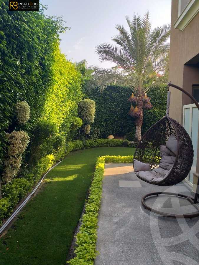 https://aqarmap.com.eg/ar/listing/6041929-for-sale-cairo-el-sheikh-zayed-city-compounds-el-khamayel