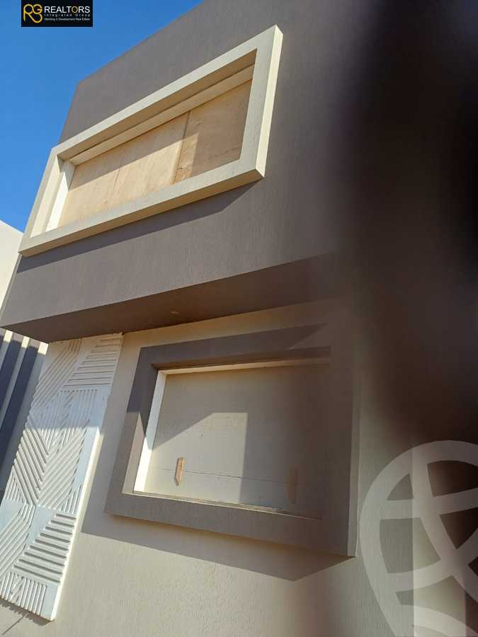 https://aqarmap.com.eg/ar/listing/6042053-for-sale-cairo-el-sheikh-zayed-city-lshykh-zyd-ljdyd-zayed-greens-2-compound-location-development