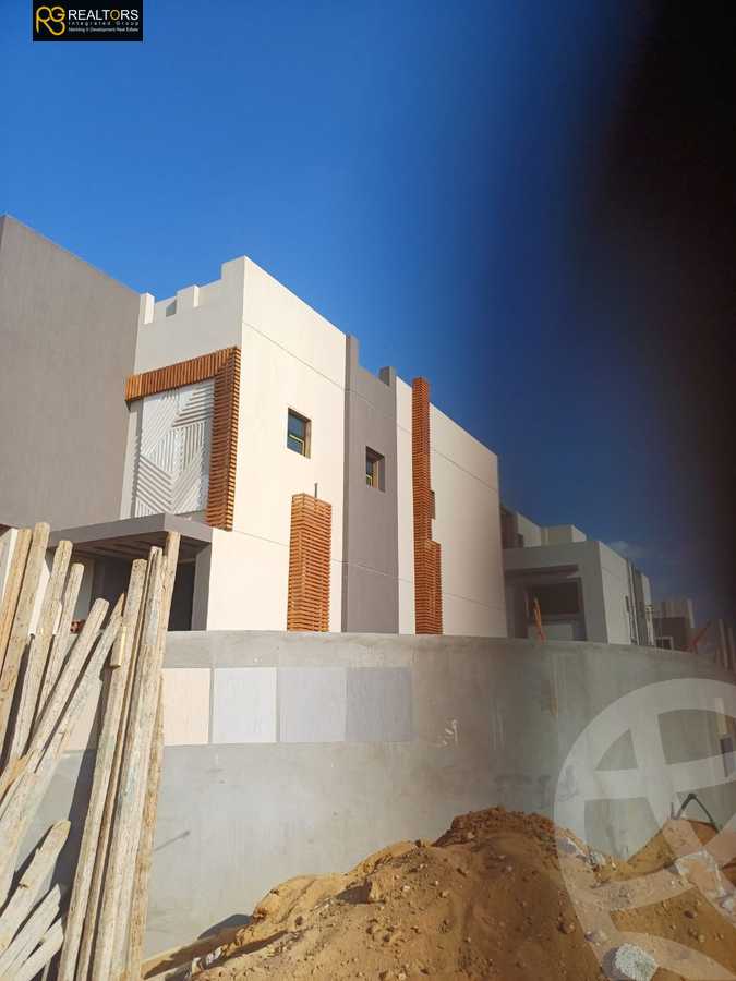 https://aqarmap.com.eg/ar/listing/6042053-for-sale-cairo-el-sheikh-zayed-city-lshykh-zyd-ljdyd-zayed-greens-2-compound-location-development