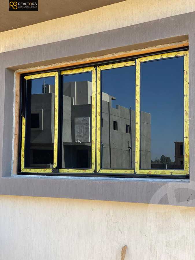 https://aqarmap.com.eg/ar/listing/6042053-for-sale-cairo-el-sheikh-zayed-city-lshykh-zyd-ljdyd-zayed-greens-2-compound-location-development