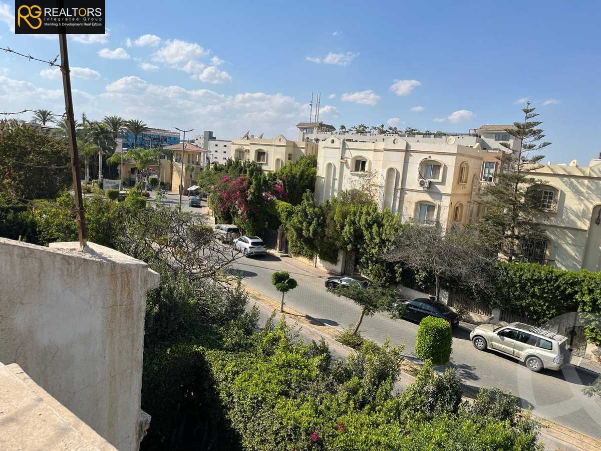 https://aqarmap.com.eg/en/listing/6045191-for-sale-cairo-el-sheikh-zayed-city-compounds-hadayek-el-mohandiseen