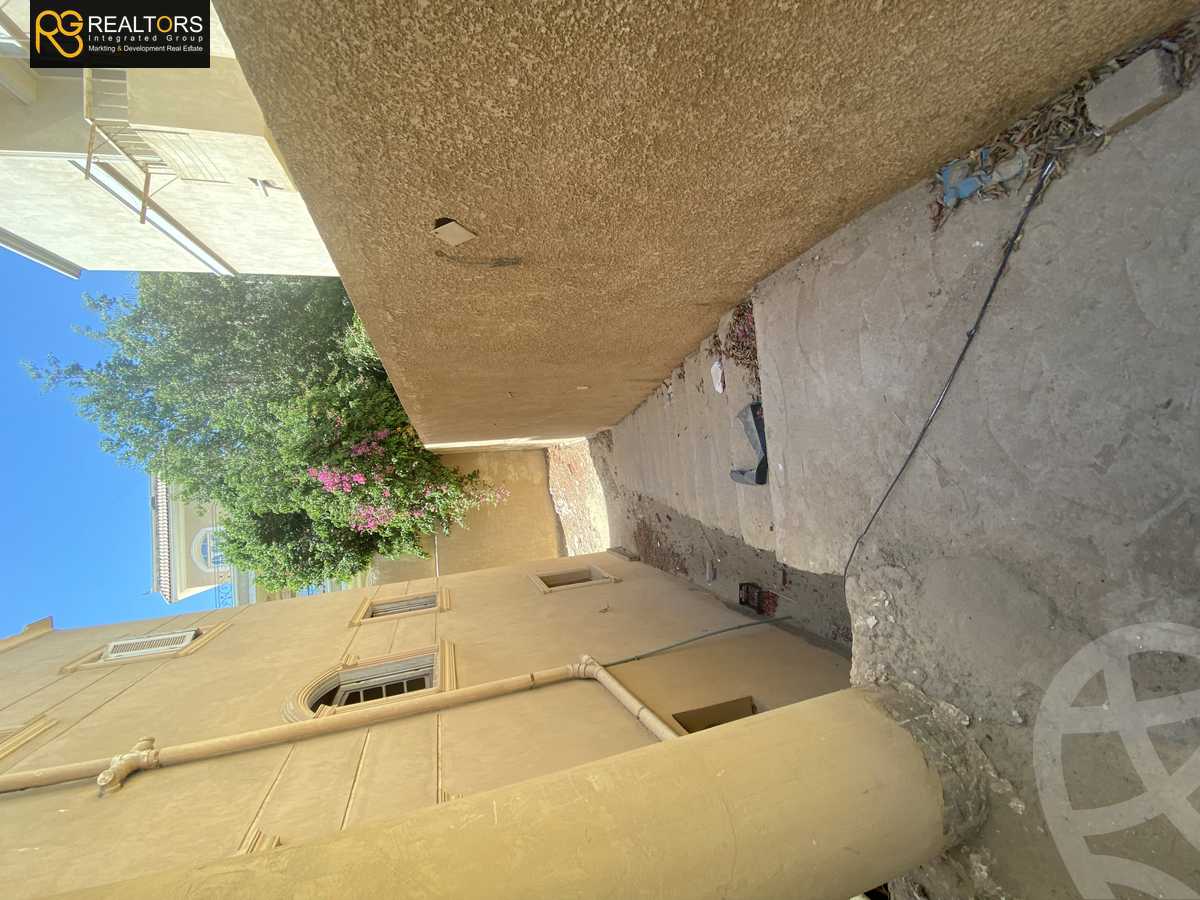https://aqarmap.com.eg/en/listing/6045402-for-sale-cairo-el-sheikh-zayed-city-compounds-el-yasmeen-compound