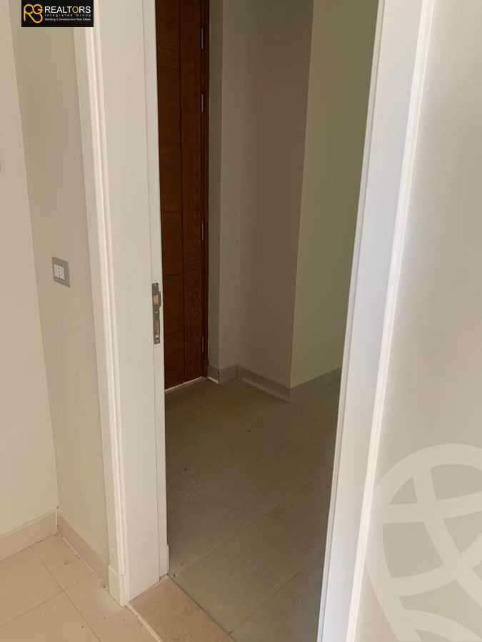 https://aqarmap.com.eg/en/listing/6069090-for-sale-cairo-6th-of-october-compounds-woodville