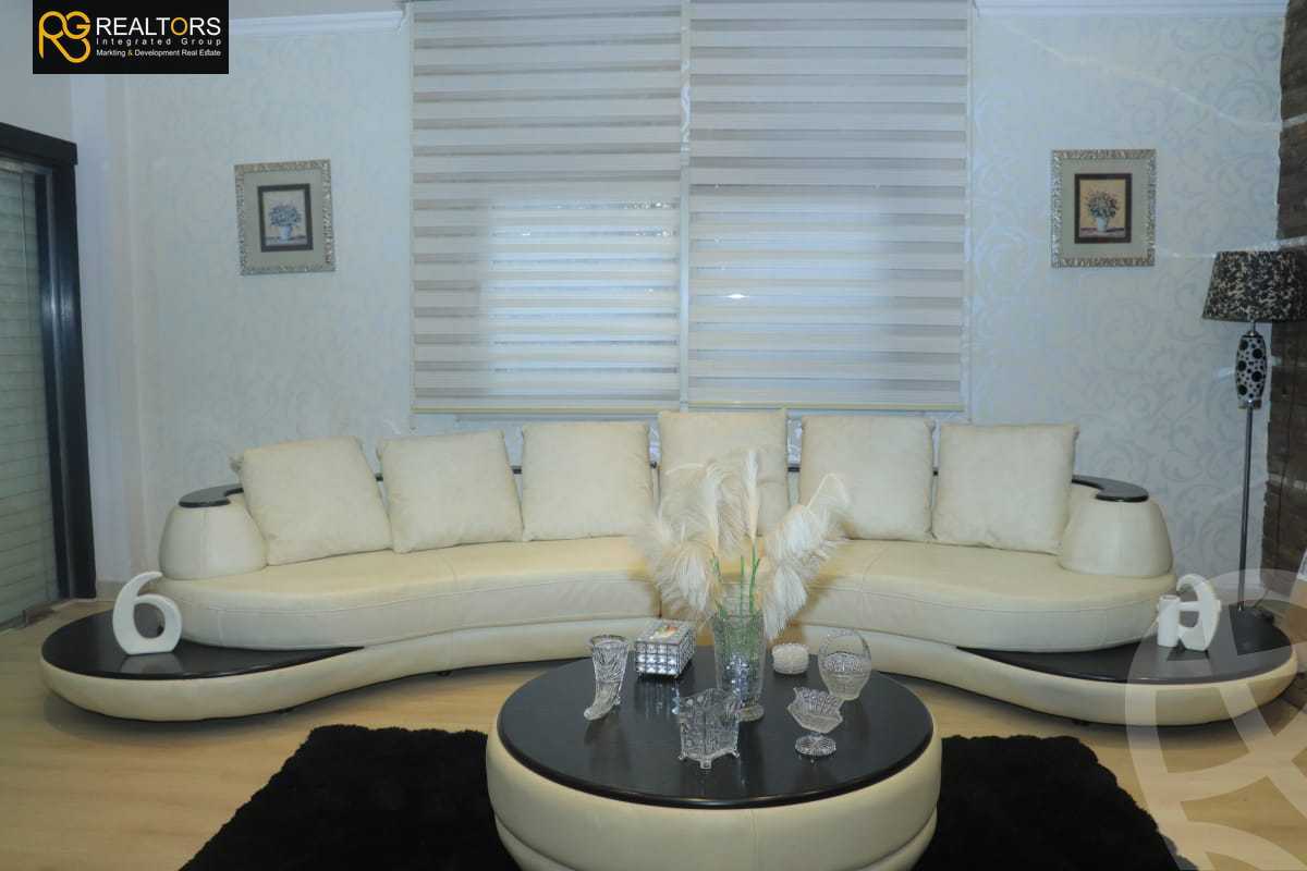 https://aqarmap.com.eg/en/listing/6072704-for-sale-cairo-el-sheikh-zayed-city-compounds-continental-villas