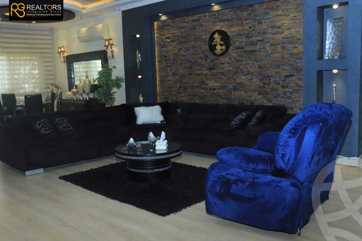 https://aqarmap.com.eg/en/listing/6072704-for-sale-cairo-el-sheikh-zayed-city-compounds-continental-villas