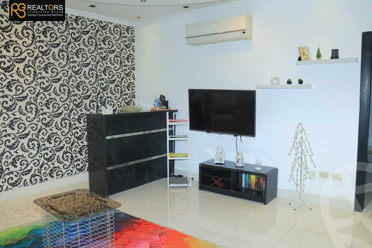 https://aqarmap.com.eg/en/listing/6072704-for-sale-cairo-el-sheikh-zayed-city-compounds-continental-villas