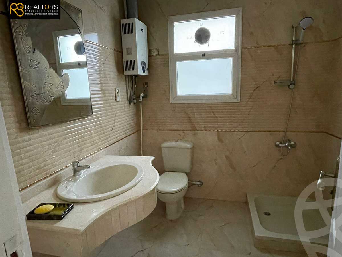 https://aqarmap.com.eg/ar/listing/6068859-for-sale-cairo-el-sheikh-zayed-city-compounds-zayed-2000