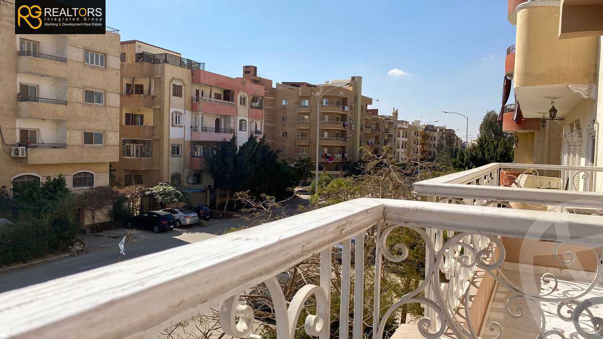 https://aqarmap.com.eg/ar/listing/6105163-for-sale-cairo-6th-of-october-el-ahyaa-neighborhood-5th-street-2