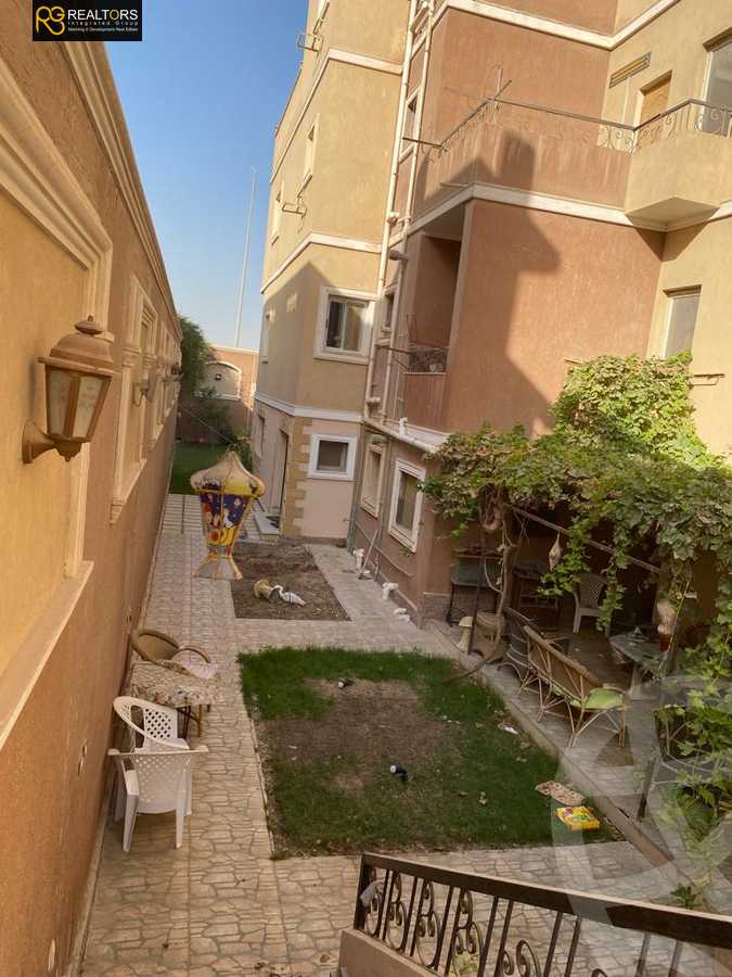 https://aqarmap.com.eg/en/listing/6105600-for-sale-cairo-6th-of-october-compounds-dream-land-flower-resort