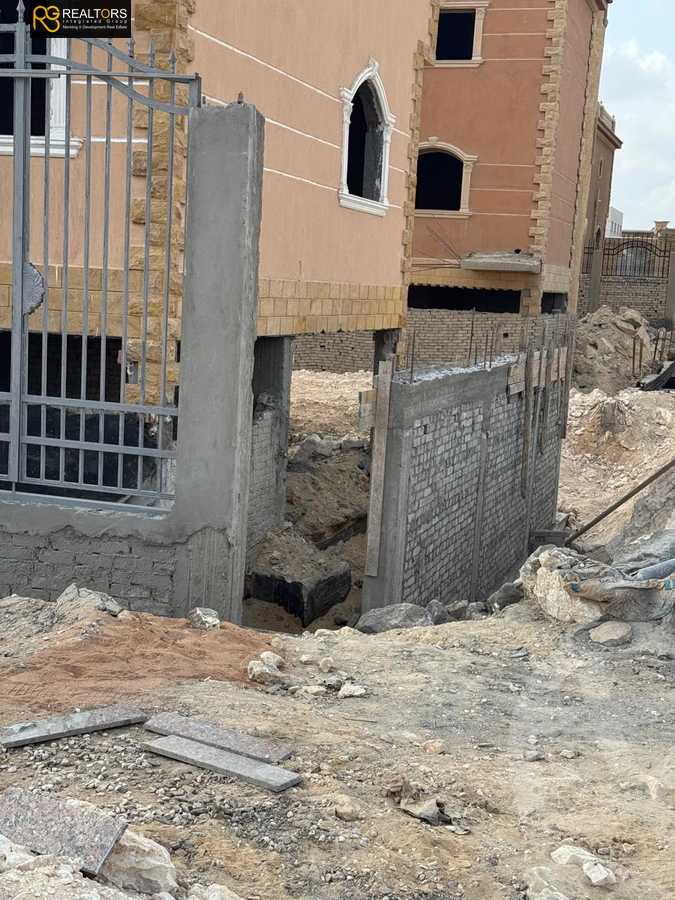 https://aqarmap.com.eg/en/listing/6106994-for-sale-cairo-6th-of-october-compounds-media-village
