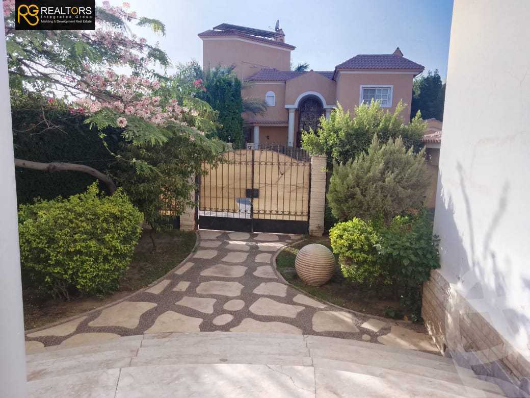 https://aqarmap.com.eg/ar/listing/6107045-for-sale-cairo-el-sheikh-zayed-city-compounds-hy-lnd