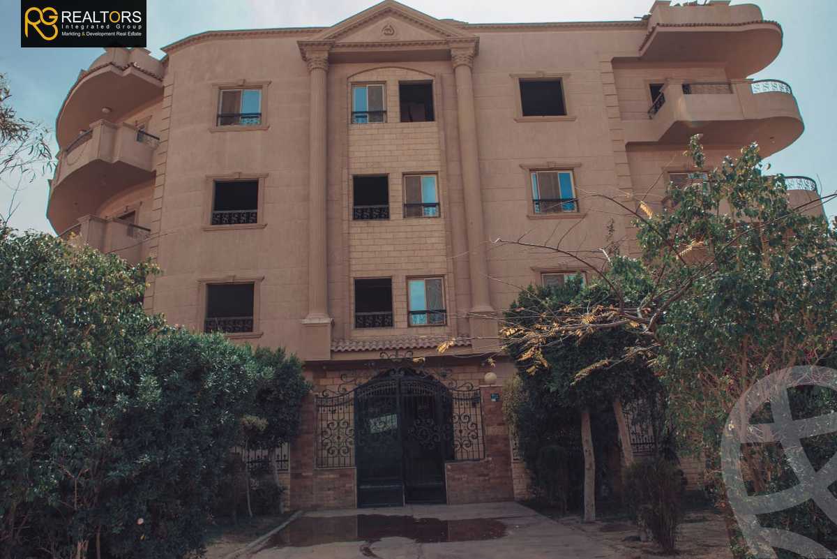 https://aqarmap.com.eg/ar/listing/6107181-for-sale-cairo-6th-of-october-featured-neighborhood-fourth-touristic-village-mahmoud-sami-el-baroudi-st