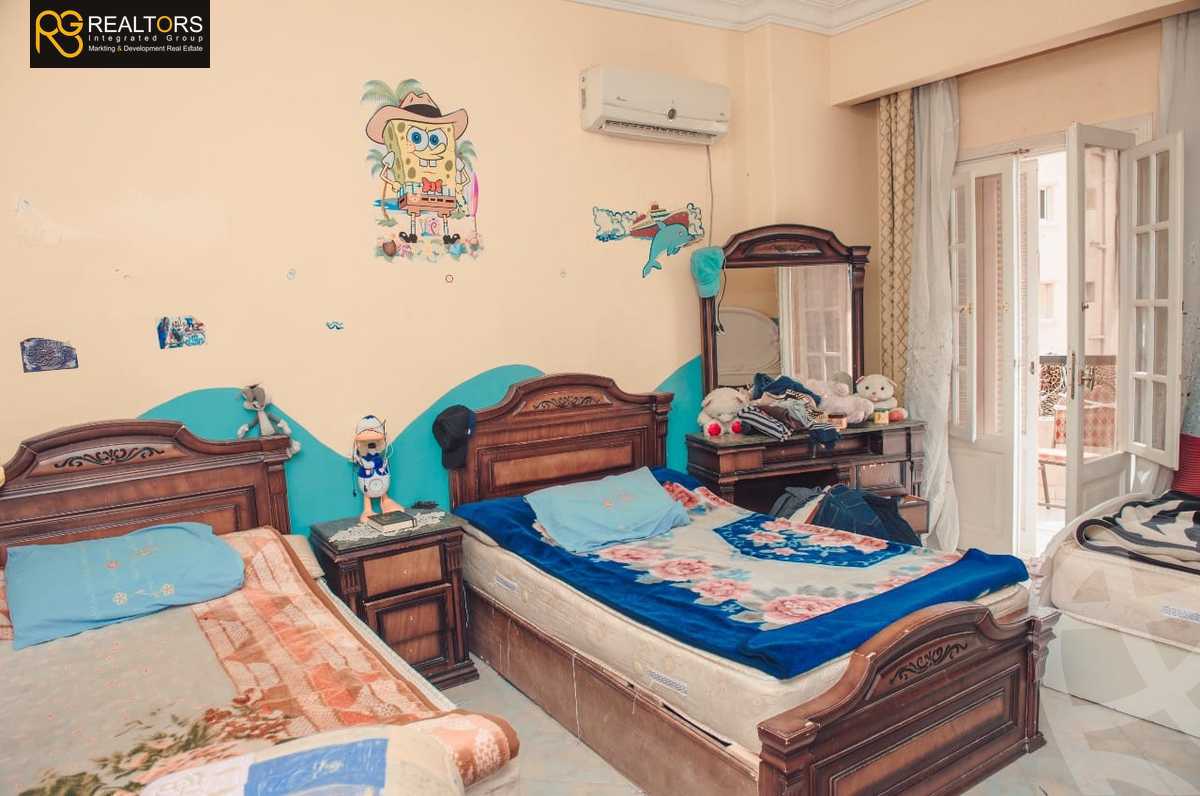 https://aqarmap.com.eg/ar/listing/6107181-for-sale-cairo-6th-of-october-featured-neighborhood-fourth-touristic-village-mahmoud-sami-el-baroudi-st