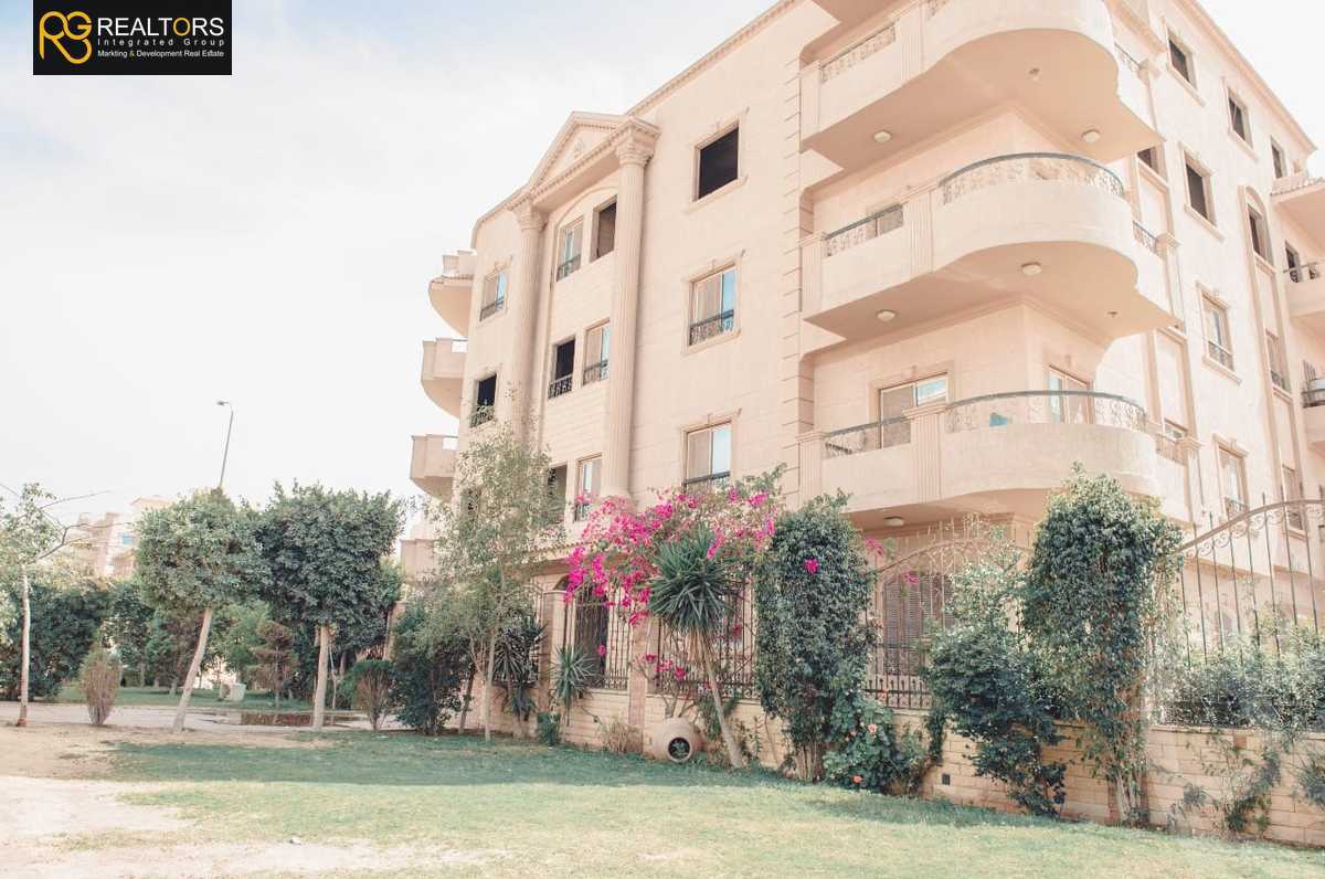 https://aqarmap.com.eg/ar/listing/6107181-for-sale-cairo-6th-of-october-featured-neighborhood-fourth-touristic-village-mahmoud-sami-el-baroudi-st