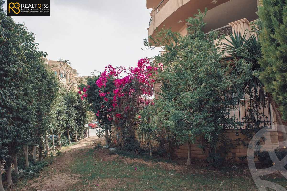 https://aqarmap.com.eg/ar/listing/6107181-for-sale-cairo-6th-of-october-featured-neighborhood-fourth-touristic-village-mahmoud-sami-el-baroudi-st