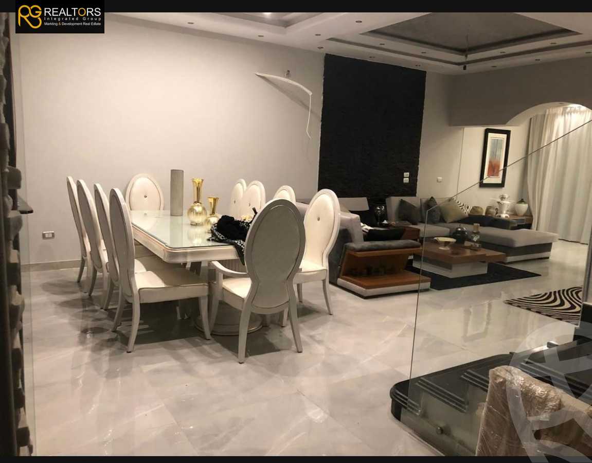 https://aqarmap.com.eg/en/listing/6107227-for-sale-cairo-el-sheikh-zayed-city-compounds-royal-meadows