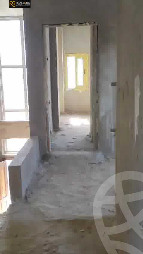 https://aqarmap.com.eg/ar/listing/6107329-for-sale-cairo-el-sheikh-zayed-city-compounds-el-khamayel