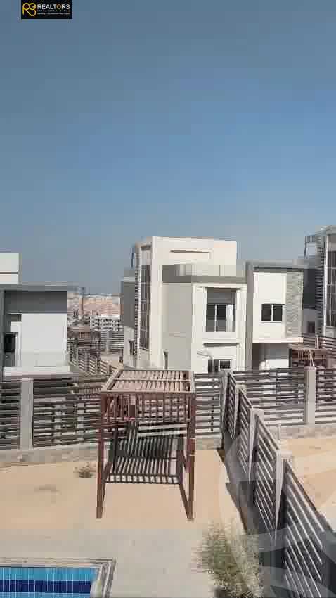 https://aqarmap.com.eg/ar/listing/6107329-for-sale-cairo-el-sheikh-zayed-city-compounds-el-khamayel