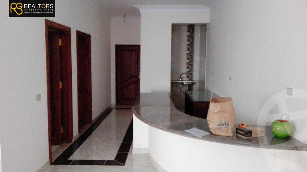 https://aqarmap.com.eg/en/listing/6107367-for-sale-cairo-el-sheikh-zayed-city-compounds-el-yasmeen-compound