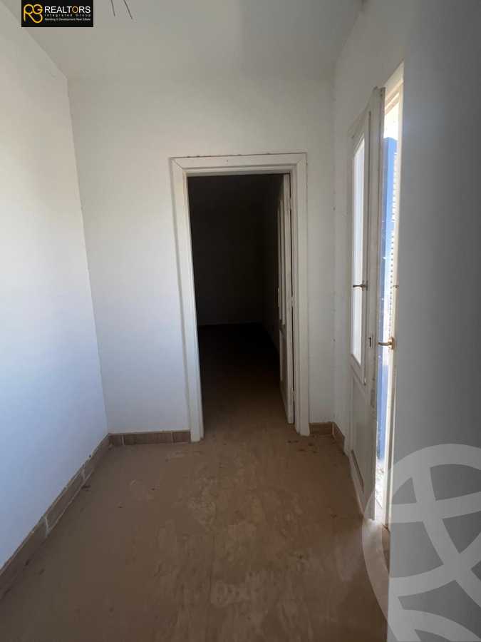 https://aqarmap.com.eg/en/listing/6107399-for-sale-cairo-el-sheikh-zayed-city-alex-cairo-desert-road-mdyn-sfnks-ljdyd-sandorini