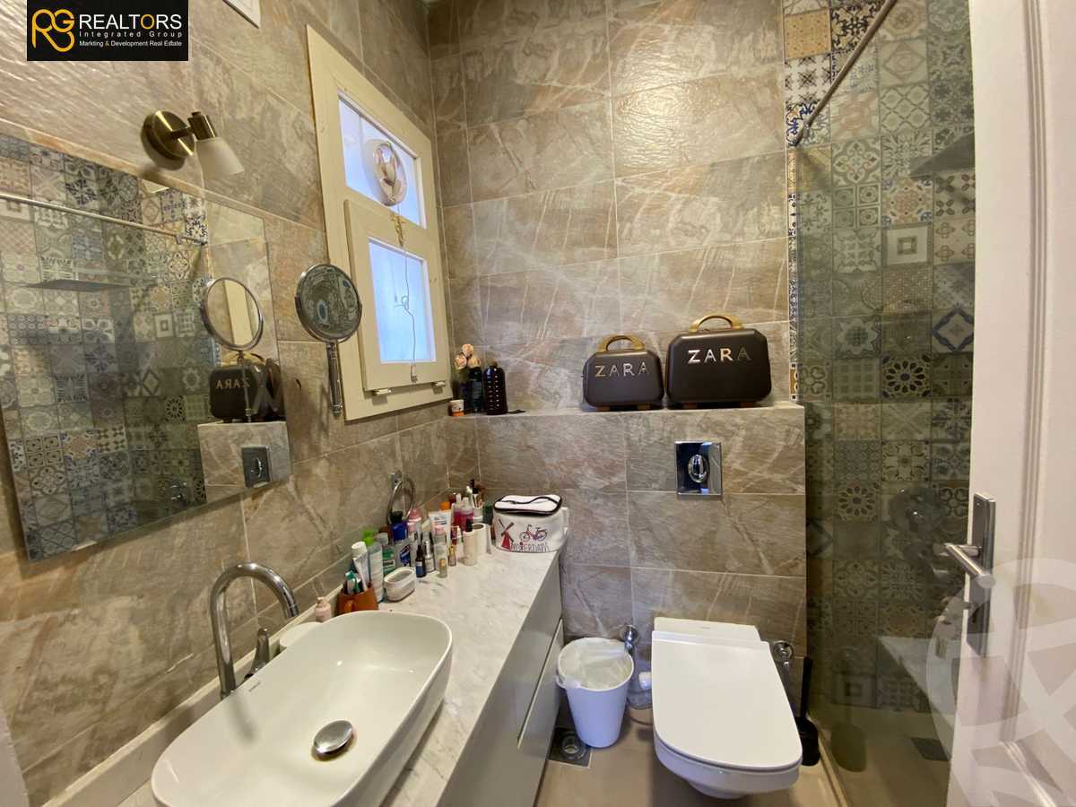 https://aqarmap.com.eg/en/listing/6115397-for-sale-cairo-6th-of-october-compounds-el-patio-6