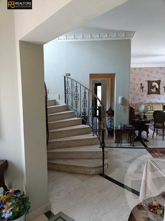 https://aqarmap.com.eg/en/listing/6115467-for-sale-cairo-6th-of-october-compounds-mena-garden-city