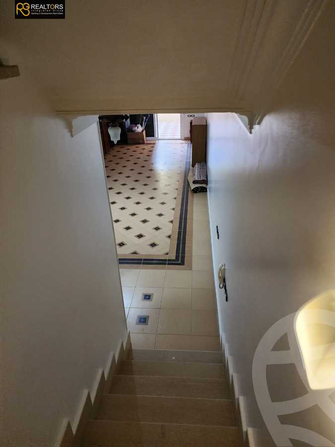 https://aqarmap.com.eg/en/listing/6147611-for-sale-cairo-el-sheikh-zayed-city-compounds-el-karma-1
