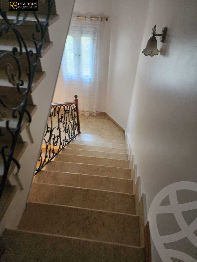 https://aqarmap.com.eg/en/listing/6147611-for-sale-cairo-el-sheikh-zayed-city-compounds-el-karma-1