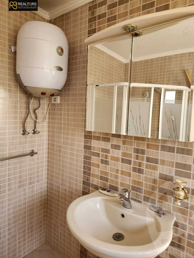 https://aqarmap.com.eg/en/listing/6147611-for-sale-cairo-el-sheikh-zayed-city-compounds-el-karma-1