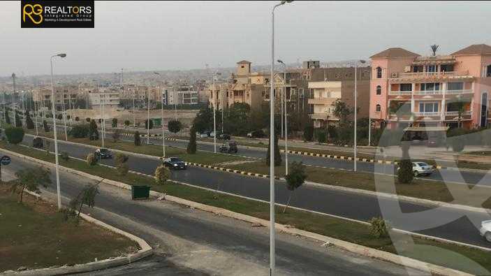 https://aqarmap.com.eg/ar/listing/6147623-for-sale-cairo-el-sheikh-zayed-city-el-hay-eltaseaa-area-5