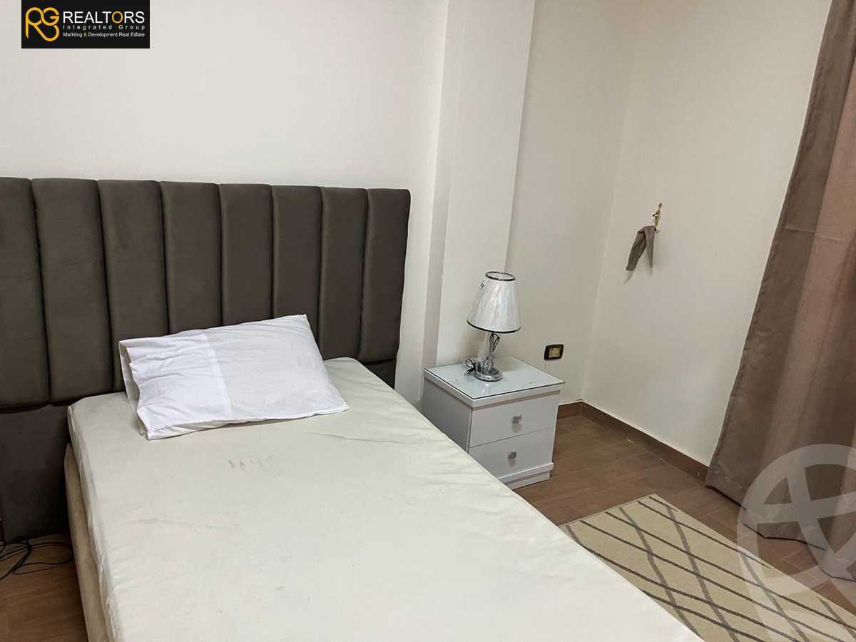 https://aqarmap.com.eg/en/listing/6152266-for-sale-cairo-el-sheikh-zayed-city-compounds-hadayek-el-mohandiseen