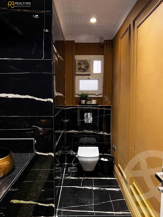 https://aqarmap.com.eg/en/listing/6154944-for-sale-cairo-6th-of-october-compounds-pyramids-walk