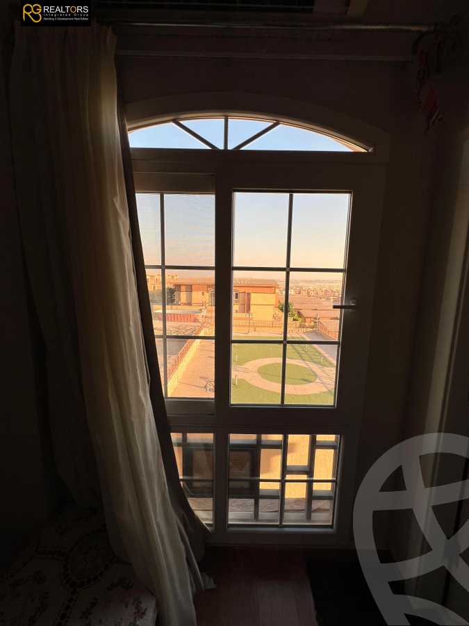 https://aqarmap.com.eg/en/listing/6154944-for-sale-cairo-6th-of-october-compounds-pyramids-walk