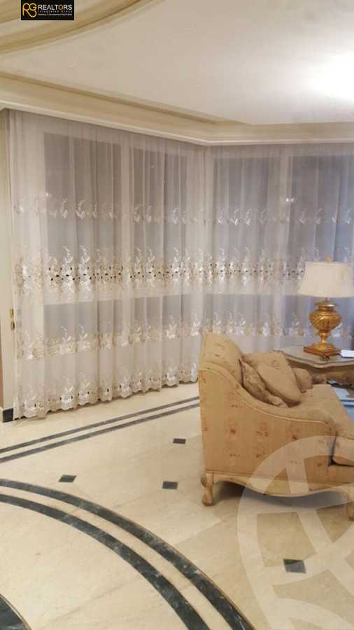 https://aqarmap.com.eg/ar/listing/6155312-for-sale-cairo-el-sheikh-zayed-city-compounds-el-yasmeen-compound