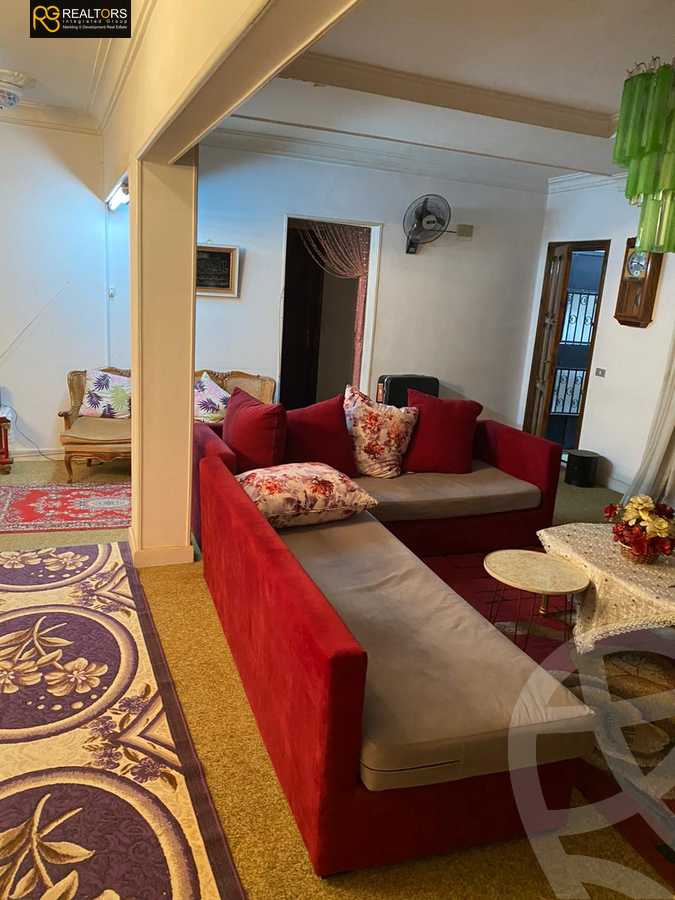 https://aqarmap.com.eg/en/listing/6169523-for-sale-cairo-6th-of-october-featured-neighborhood-first-touristic-village-el-shaheed-mohammed-abdul-latif-alshimi-st