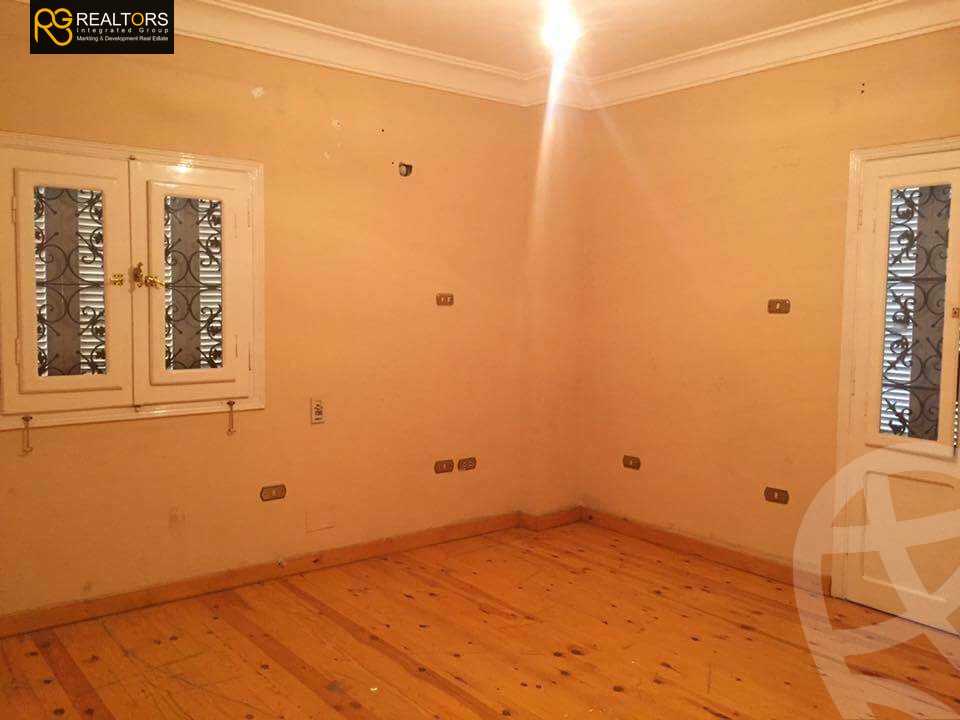 https://aqarmap.com.eg/ar/listing/6169564-for-sale-cairo-6th-of-october-featured-neighborhood-first-touristic-village-el-shaheed-mohammed-abdul-latif-alshimi-st