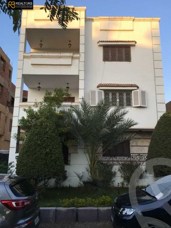 https://aqarmap.com.eg/ar/listing/6169564-for-sale-cairo-6th-of-october-featured-neighborhood-first-touristic-village-el-shaheed-mohammed-abdul-latif-alshimi-st