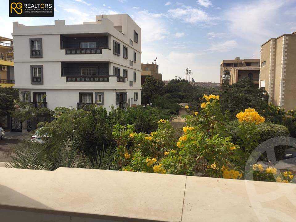https://aqarmap.com.eg/ar/listing/6169564-for-sale-cairo-6th-of-october-featured-neighborhood-first-touristic-village-el-shaheed-mohammed-abdul-latif-alshimi-st