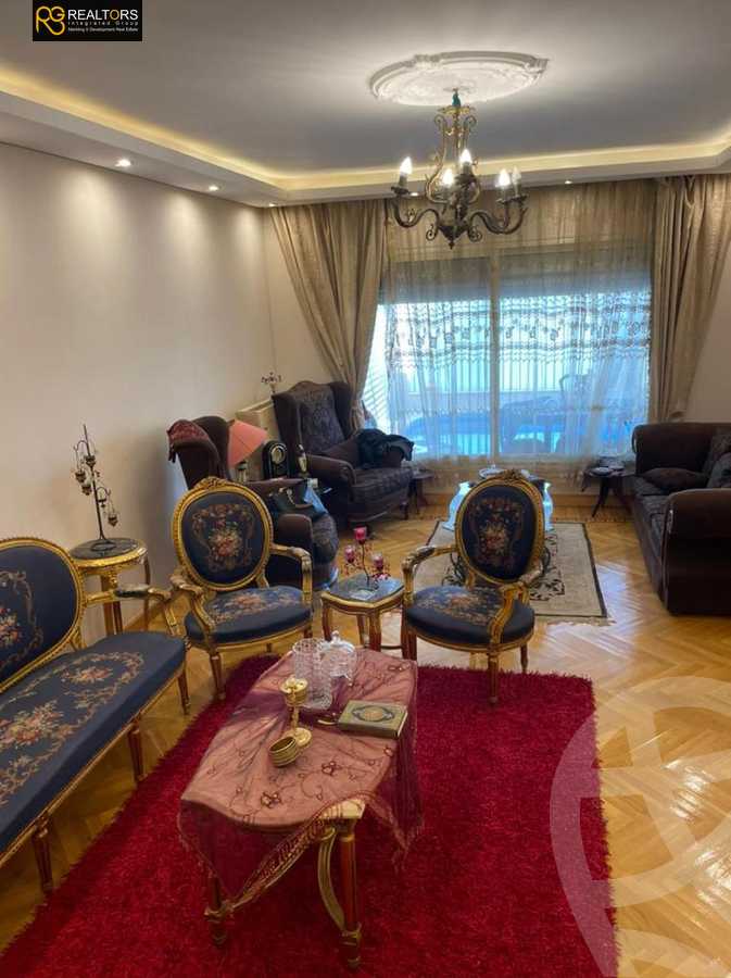 https://aqarmap.com.eg/ar/listing/6177988-for-sale-cairo-6th-of-october-featured-neighborhood-first-touristic-village-el-shaheed-mohammed-abdul-latif-alshimi-st
