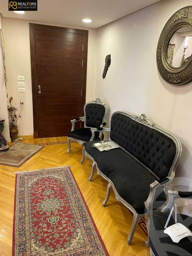 https://aqarmap.com.eg/ar/listing/6177988-for-sale-cairo-6th-of-october-featured-neighborhood-first-touristic-village-el-shaheed-mohammed-abdul-latif-alshimi-st
