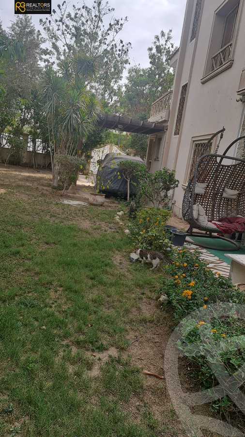 https://aqarmap.com.eg/en/listing/6237645-for-sale-cairo-el-sheikh-zayed-city-compounds-greens
