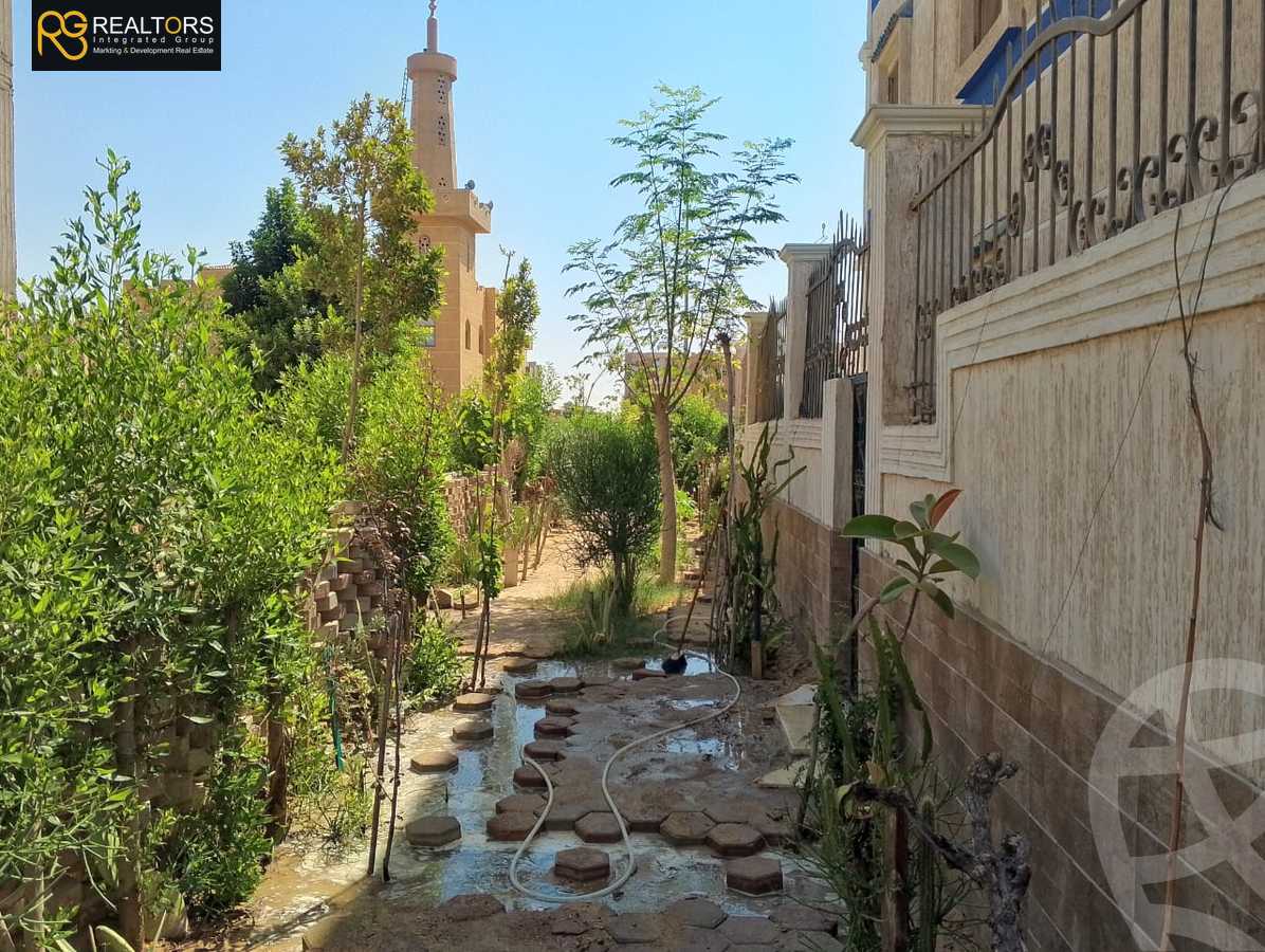 https://aqarmap.com.eg/ar/listing/6244453-for-sale-cairo-6th-of-october-hadaeq-october-ebni-betak-7-ramadan-hamdan-st